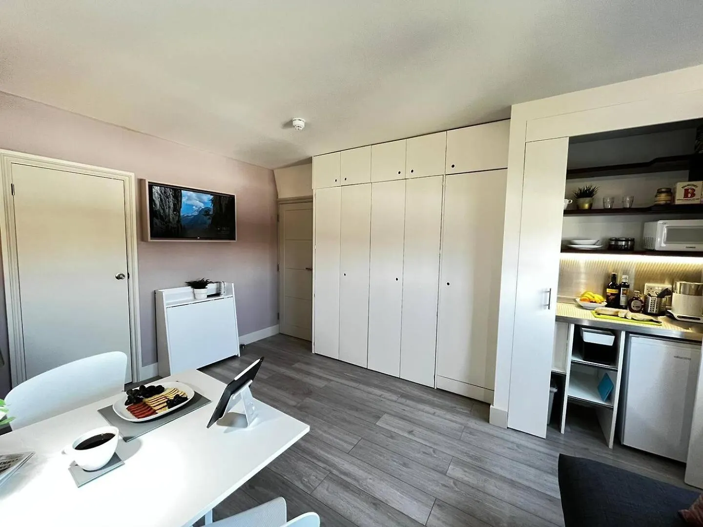 Apt 12 Luxury Living Chic Studio Steps From Beach Brighton 0*,